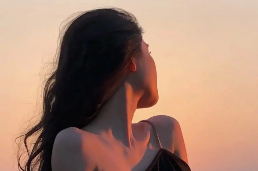 热搜第一的退货关晓彤妈妈退回百万名表鹿晗关晓彤八年情断