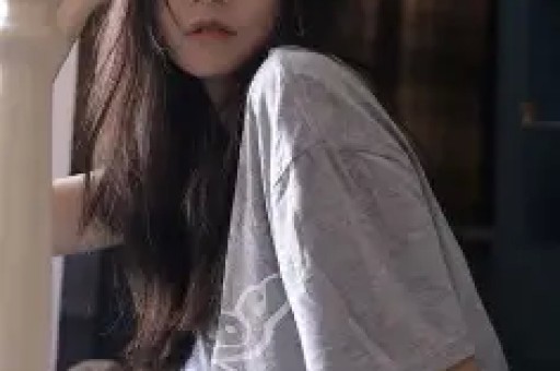 薇娅、雪梨之后苦“顶流”久矣的小网红机会来了？